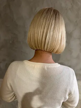 ショート カラー さの あやねのヘアスタイル