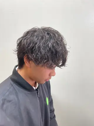 ショート パーマ メンズ シャドウパーマ/縦落 ちパーマ 大久保拓実のヘアスタイル