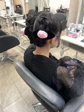 セミロング ヘアアレンジ 美髪× ヘアセット✨Araiのヘアスタイル