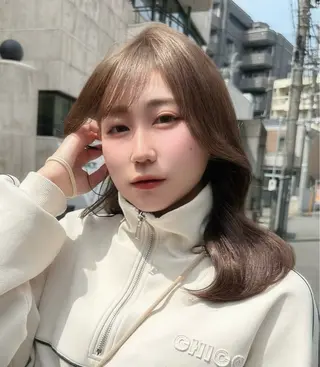 ミディアム カラー 韓国系レイヤー特化 hiroのヘアスタイル