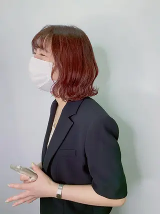 ミディアム カラー 西村 真実子のヘアスタイル