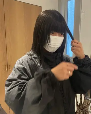 ミディアム カラー mei｜顔まわり ×透明感カラーのヘアスタイル