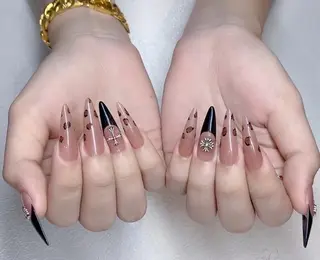 ネイル Queen Nail 柏店 クイーンネイルのネイルデザイン