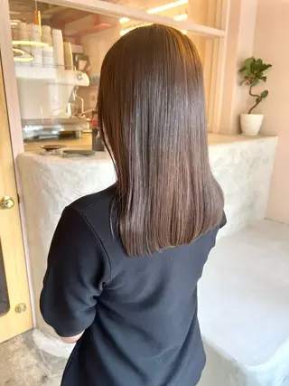 ミディアム 透明感，髪質改善の プロ☝🏻前田俊樹✨のヘアスタイル
