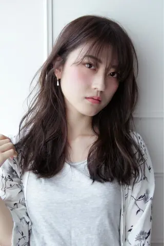 セミロング カラー 安村 美奈のヘアスタイル