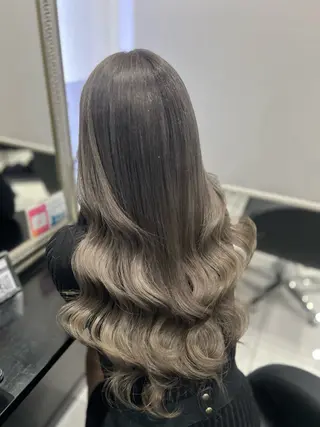 ロング カラー YUDU🍊 germe/ジェルムのヘアスタイル