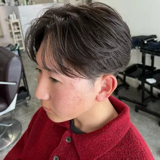 メンズ フェザーパーマ🌙 毛流れ yuzukiのヘアスタイル