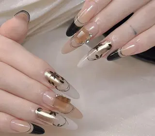 ネイル VIVIAN リサのネイルデザイン