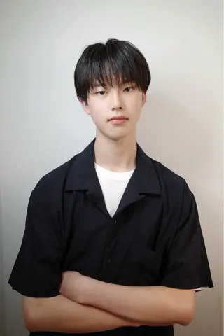 ショート Airi 韓国y2k ハイレイヤーのヘアスタイル