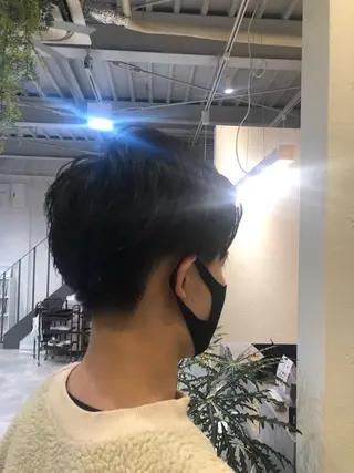 ショート メンズ desirbeaux 佐藤愛のヘアスタイル