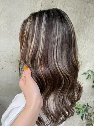 セミロング 🌼透明感カラー ✳︎eri🌼のヘアスタイル