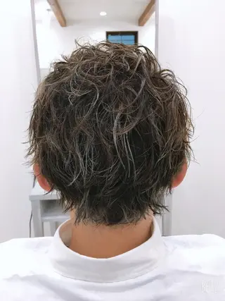 ショート カラー パーマ メンズ 長塚 翔也のヘアスタイル
