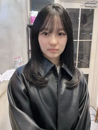 セミロング カラー 赤み消しカラー/ ナチュラル/トモキのヘアスタイル