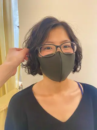ショート パーマ ✨くびれスタイル✨️ 戸嶋穂乃香のヘアスタイル