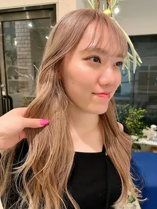 ロング HARUKA/暖色 /ハイトーンカラーのヘアスタイル