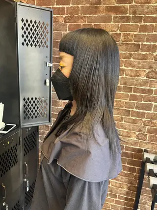 ロング カラー パーマ ヘアアレンジ メンズ キッズ ネイル マツエク・マツパ アイブロウ 久木原 ゆりのヘアスタイル