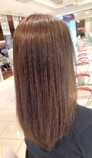 ロング ヨウコ YOKOのヘアスタイル