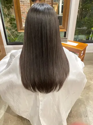 ロング パーマ 沖田 舞衣のヘアスタイル