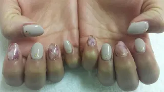 ネイル 河野ちえ (雑誌掲載サロン)のネイルデザイン