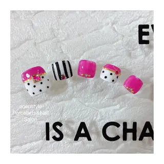 ショート ネイル 👑enen style👑のネイルデザイン