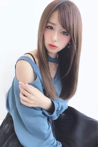 セミロング YOKOI SHINJIのヘアスタイル