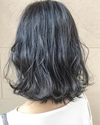 ミディアム レイヤーカット 川田くるみのヘアスタイル