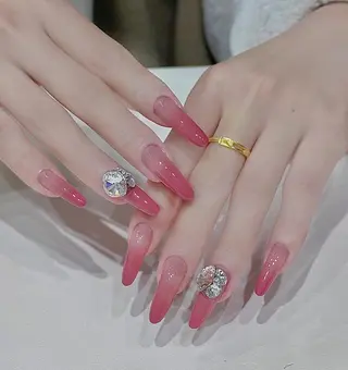 ネイル 🎀パラジェル 美爪🦄Yuzukiのネイルデザイン