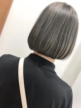 ミディアム カラー ALLY/廣瀬 眞子のヘアスタイル