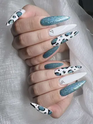 ネイル Lee Nailsのネイルデザイン