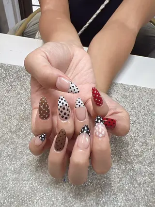 ネイル Guarendo錦糸町店所属・ガレンドウ 白澤 愛子のネイルデザイン