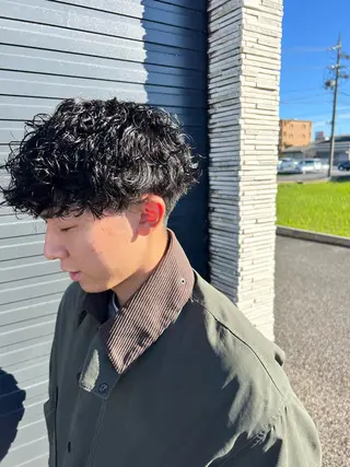 ミディアム Oops旧TABOO 早野太郎のヘアスタイル