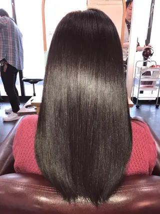 セミロング 野澤 朱里のヘアスタイル