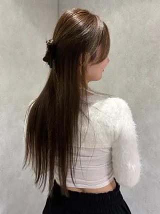 ロング カラー yumemiレイヤー ‎✴︎ 透明感カラーのヘアスタイル