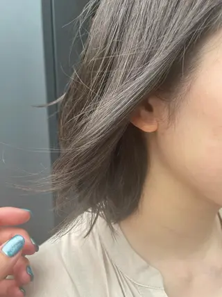 ミディアム カラー なかしま まなかのヘアスタイル