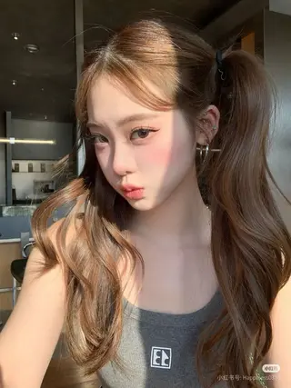 ロング カラー 透明感カラー✨🩵 韓国ヘアkanatoのヘアスタイル