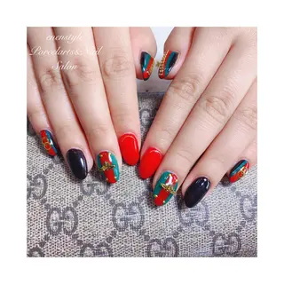 ミディアム ネイル 👑enen style👑のネイルデザイン