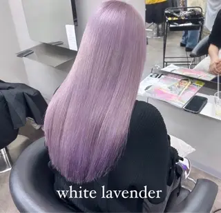 ロング かのブリーチカラー 🎧⛓️🩶のヘアスタイル