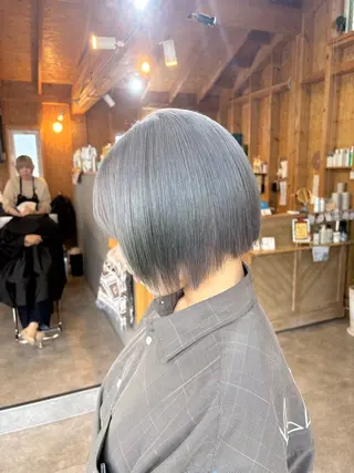 カラー まろみ暖色×ボブ ×chia🕯のヘアスタイル