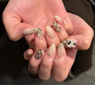 ネイル Chisa Nail Studio所属・チ サのネイルデザイン