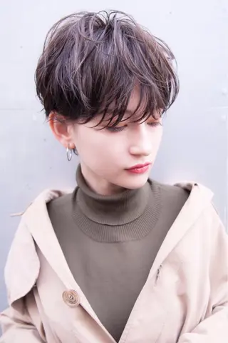 ショート ダブルカラー🤍 髪質改善／原島のヘアスタイル
