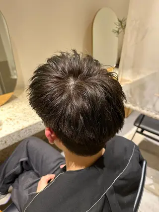 カラー メンズ 和田 あおいのヘアスタイル