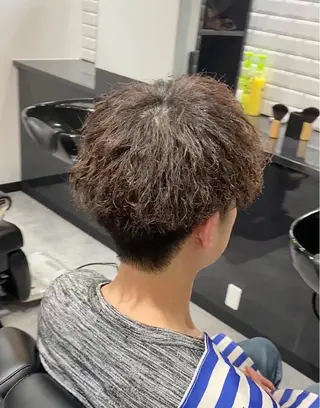 ショート パーマ メンズ 前田賢生 ご新規様はNGのヘアスタイル