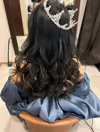ロング ヘアアレンジ 吉野 華乃のヘアスタイル