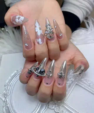 ネイル 🩷リリス 高田馬場店のネイルデザイン