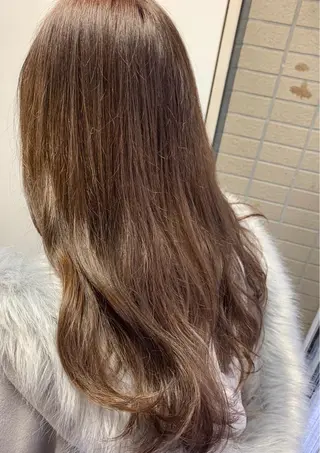 ロング カラー 浅沼 久瑠美のヘアスタイル