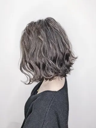 ミディアム カラー 永岡 鉄平のヘアスタイル