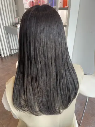 ロング ナチュラルカラー 児玉優香のヘアスタイル