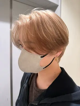 ショート カラー ハイトーンレイヤー 顔まわりSOTAのヘアスタイル