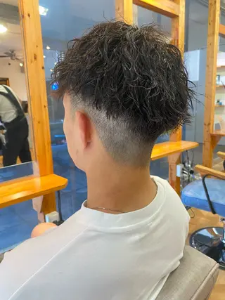 パーマ メンズ シールエクステ 🪽CHIAKIのヘアスタイル