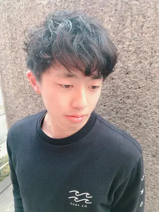 ショート カラー パーマ ヘアアレンジ メンズ ちこ .のヘアスタイル